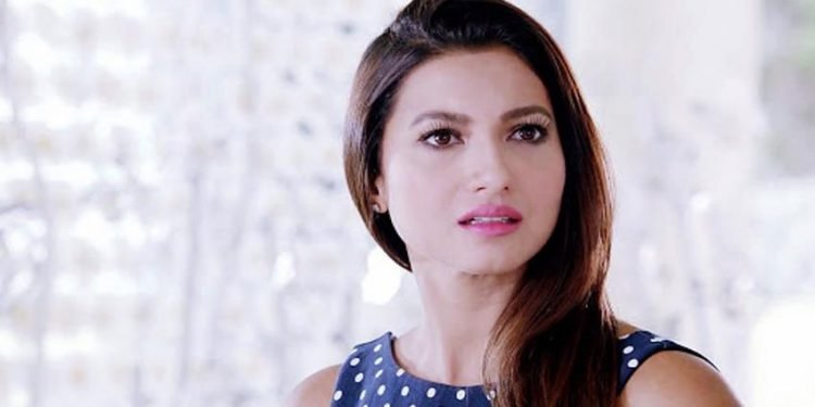 گوہر خاں پر کووڈ 19-کی خلاف ورزی کرنے پر لگی پابندی ختم !