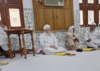 دارالعلوم وقف سے اختلاف ختم کرنے کی طرف قدم ،دارالعلوم دیوبند نے 6 رکنی رابطہ کمیٹی تشکیل دی