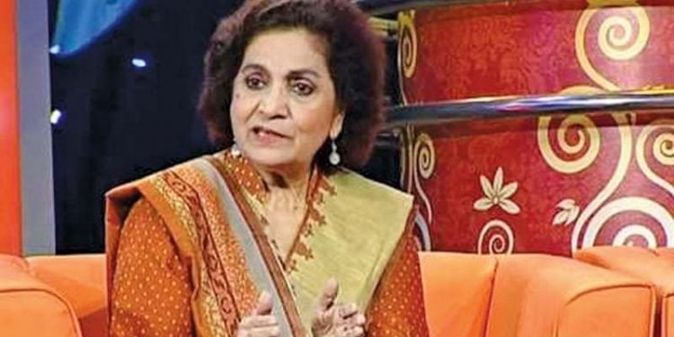 پاکستان کی معروف ڈرامہ و ناول نگار حسینہ معین انتقال کرگئیں