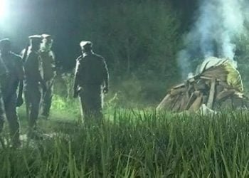 ہاتھرس عصمت دری معاملہ: متاثرہ کے اہل خانہ نے کورٹ روم میں دھمکی دیئے جانے کاالزام لگایا