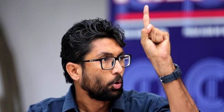 گجرات کےنوجوان ایم ایل اے جگنیش میوانی زیر حراست