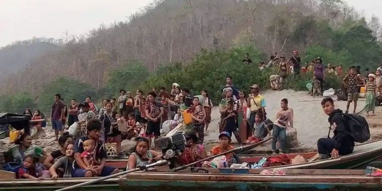 میانمار میں خوف کے سائے شہری ملک سے فرار پر مجبور