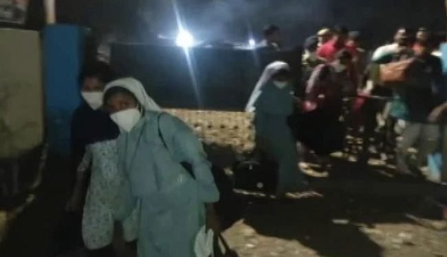 اے بی وی پی کارکنوں نے چلتی ٹرین سے 4 عیسائی راہبہ کو جبراً اتروایا