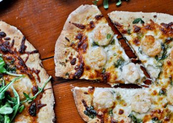 دلچسپ تاریخی حقائق: زمانہ قدیم میں بھی ’پیزا‘ سے مشابہت روٹی کھائی جاتی تھی!