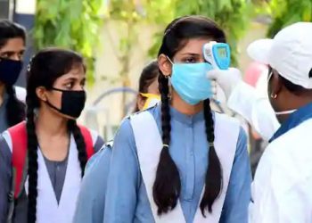 کورونا کا کہر: دہلی میں 8 ویں کلاس تک کے اسکول بند !