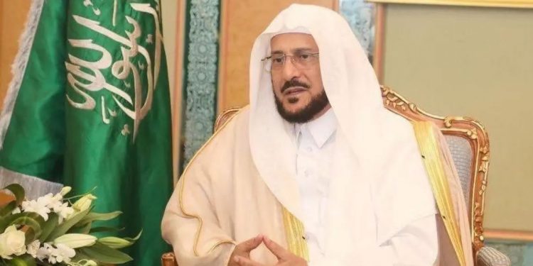 دھوکے باز اداروں وافراد کو زکوٰۃ نہ دیں :سعودی علما