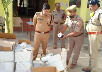 اترپردیش: گئوشالہ کی آڑ میں شراب فیکٹری ،7گرفتار