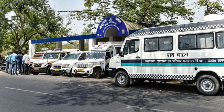 یوپی میں حالات بے حد خراب ،لاک ڈاؤن لگا سکتے ہیں