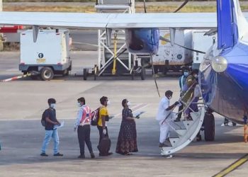 بے قابو کورونا کے بیچ ملک چھوڑکر دبئی جا رہے ہیں ہندوستانی