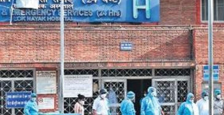 دہلی کے ایل این جے پی اسپتال میں آئی سی یو بیڈ کی شدید قلت