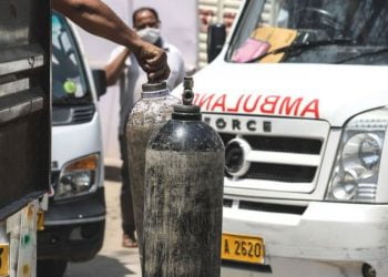 کورونا وائرس: ’آکسیجن ،بیڈ اور مودی‘ غیر ملکی میڈیا میں چھائے