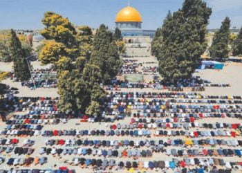 قبلہ اوّل میں رمضان کے دوسرے جمعہ کی نماز ادا