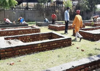 دہلی میں ہاہا کار ، شمشان میں کم پڑی جگہ ، پارک میں ہوں گی آخری رسومات