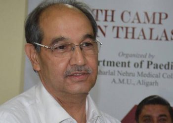 اتنی موتوں کے بعداے ایم یو کے وی سی جاگے