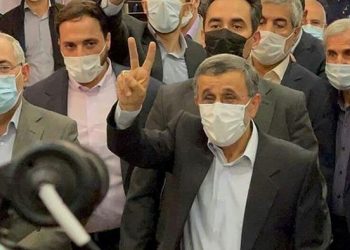 ایران: احمدی نژاد صدارتی انتخاب کی دوڑ میں شامل