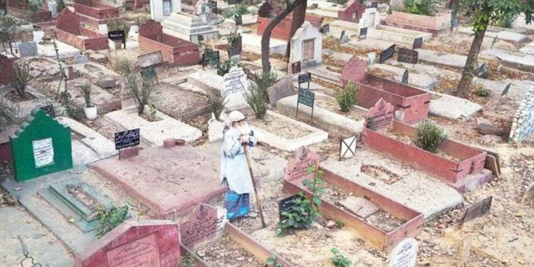دہلی گیٹ قبرستان میتوں کی تدفین کیلئےبند ہوجائے گا؟