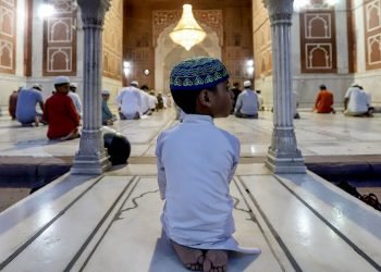 عید پر مساجد میں صرف پانچ لوگ ہی نماز ادا کرسکیں گے:کمار