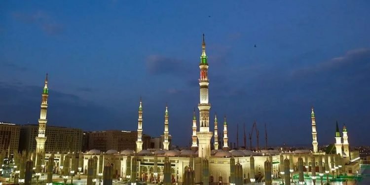 مسجد نبویؐ کے خوبصورت میناراسلامی فن تعمیر کے شاہکار