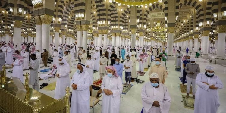 حرمین شریفین :ماہ صیام کے آخری عشرے کے دوران زائرین کے لیے خصوصی انتظامات