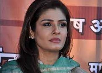 بالی ووڈ اداکارہ روینہ ٹنڈن نے دہلی کیلئے 300 آکسیجن سلنڈر بھیجا