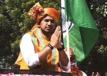 تیجسوی سوریہ کے جھوٹ کا بھانڈہ پولیس نے پھوڑا