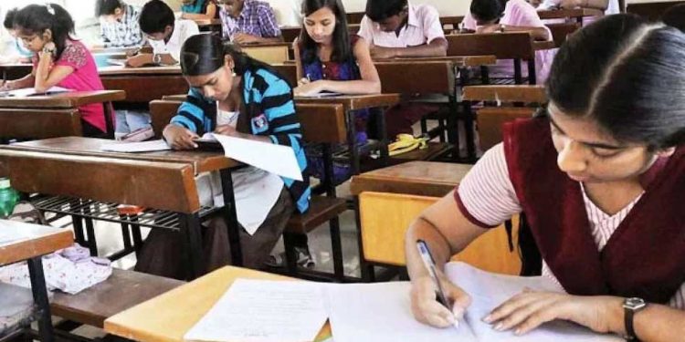 یوپی بورڈ کا امتحان 5 جون سے شروع ؟ جانئےاس میں کتنی سچائی ہے