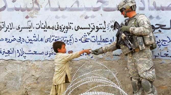 امریکی فوج کے انخلا کے چھ ماہ کےاندر افغان حکومت گرسکتی ہے: امریکی انٹیلی جنس