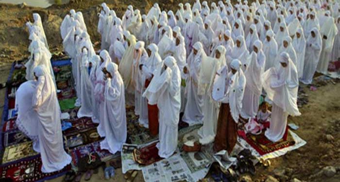 یونان: پہلی دفعہ نمازِ عید میں خواتین کی شرکت