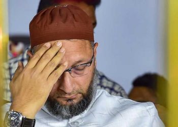 وارانسی میں اویسی کو جھٹکا ،اے آئی ایم آئی کی پوری ضلع یونٹ کانگریس میں شامل !
