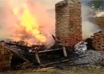 معمولی تنازع میں دلت بستی پر حملہ ، خواتین کے ساتھ بدسلوکی ، جھونپڑیاں نذرآتش