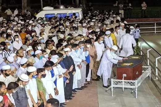 افغانستان میں جاں بحق فوٹوجرنلسٹ دانش صدیقی جامعہ ملیہ اسلامیہ کے قبرستان میں سپرد خاک