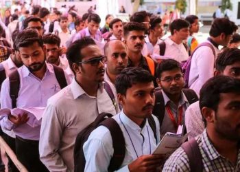 بے روزگاری کی مار،مردہ گھر میں’ڈوم‘کی 6پوسٹ، 8000انجینئرس،پوسٹ گریجویٹس نے دی درخواست