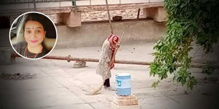 حوصلہ کو سلام،سڑک پر جھاڑو لگانے والی ایس ڈی ایم بنی