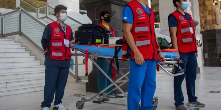 عازمین کوہنگامی طبّی امدادمہیا کرنے کے لیے رضاکارٹیمیں تعینات