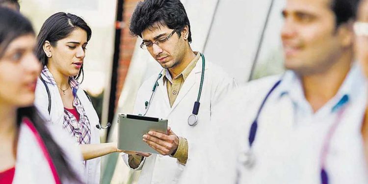 مودی سرکار کا داؤ،میڈیکل کورسز میں او بی سی کو27فیصد ریزرویشن