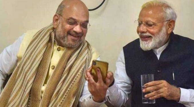 فون ٹیپنگ پر رویش کی چٹکی،مالک کو اپنے غلاموں پر بھی شک ہے!