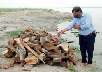 دریائی ریت نے پھر لاشیں اگلیں