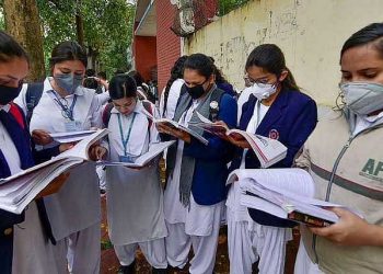 یوپی: دسویں – بارہویں نصاب میں تبدیلی ، ٹیگور – رادھا کرشن کو ہٹادیا: رپورٹ