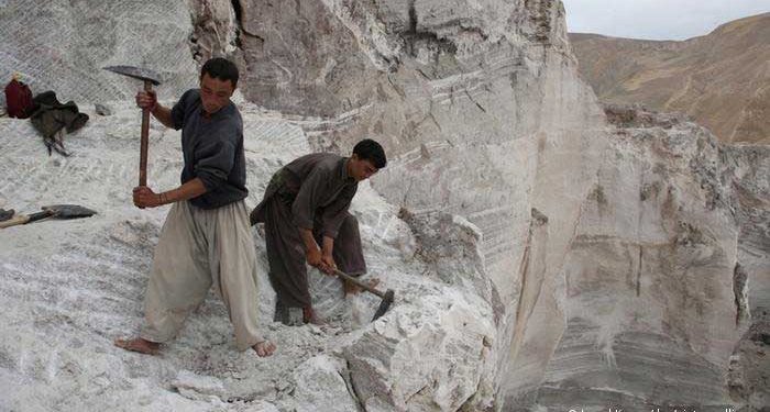 افغانستان: طالبان ایک ٹریلین ڈالر کی معدنی دولت کے رکھوالے بن گئے