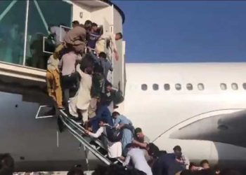 امریکہ نے افغانوں کو نقل مکانی پر اُکسایا، ذبیح ﷲ مجاہد