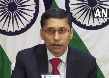 طالبان کی حکومت کو تسلیم کرنے کے سوال پر وزارت خارجہ نے کہا:’ابھی جلد بازی نہ کریں‘