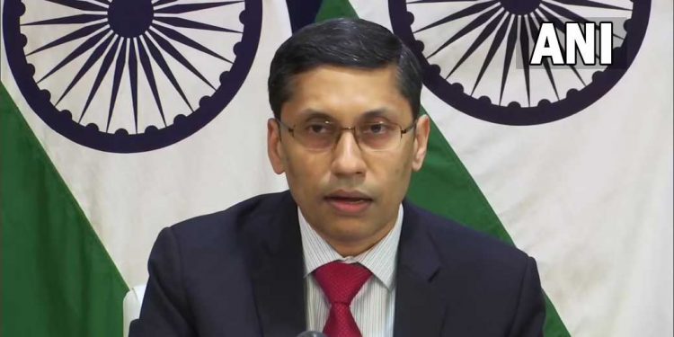 طالبان کی حکومت کو تسلیم کرنے کے سوال پر وزارت خارجہ نے کہا:’ابھی جلد بازی نہ کریں‘