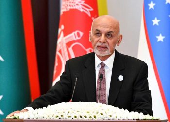 اشرف غنی فیملی کے ساتھ ملک چھوڑنے پر تیار!