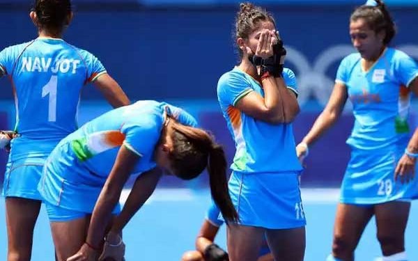 ٹوکیو اولمپکس: ہندوستانی خواتین ہاکی ٹیم کانسہ سے چوکی، مگر تاریخ رقم کرنے میں کامیاب