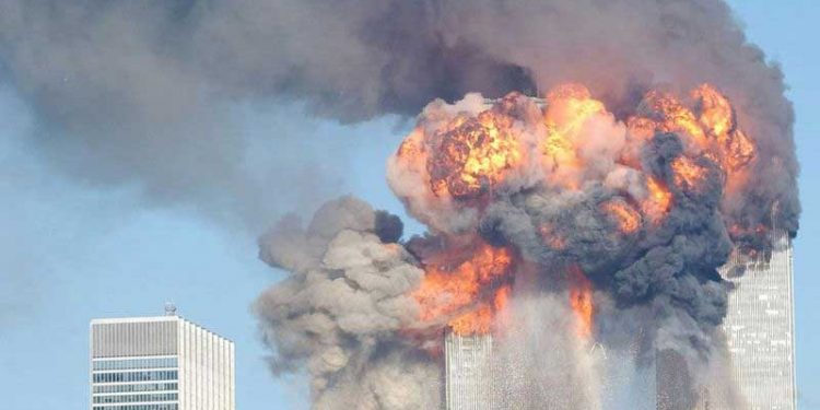 امریکہ میں 9/11 حملے: ورلڈ ٹریڈ سینٹر کے جڑواں ٹاورز زمین بوس کیوں ہوئے، سائنس کیا کہتی ہے؟