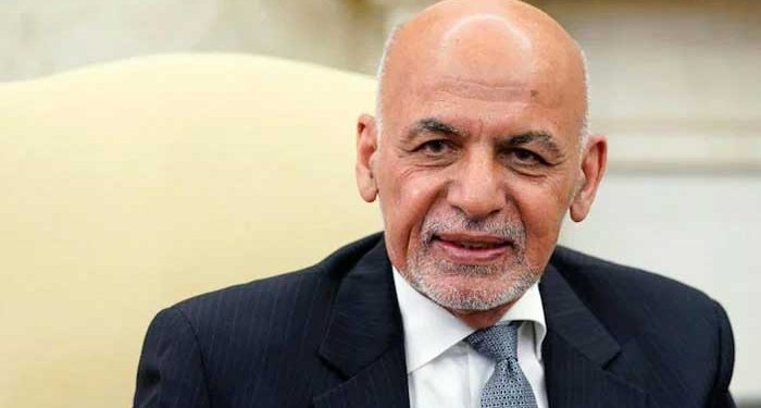 اشرف غنی نے قوم سے معافی مانگ لی