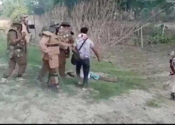 آسام میں بنگالی مسلمانوں کے گھروں پر چلے بلڈوزر،سیکڑوں بے گھر، دو افراد مارے گئے