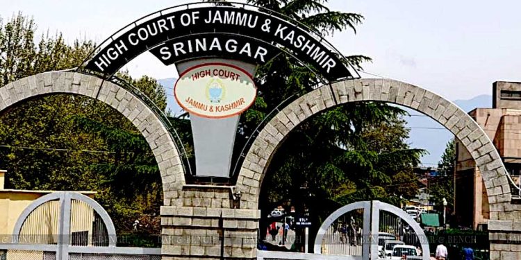 جموں وکشمیر ہائی کورٹ کا فیصلہ،وادی میں رہنے والے تمام ہندو ’کشمیری پنڈت‘ نہیں