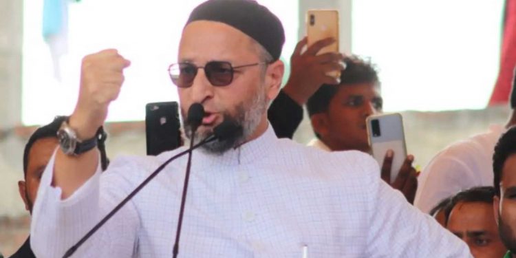 مسلمان لفظ بولنے سے بھی ڈرتے ہیں اکھلیش اور مایاوتی:اویسی