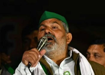 ٹکیت نے منچ سے لگائے ’اللہ اکبر اور ’ ہر ہر مہادیو ‘ کے نعرے